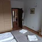 Lägenhet 2 Detelina *