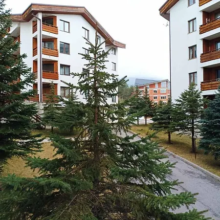 Apartment 2 Detelina *